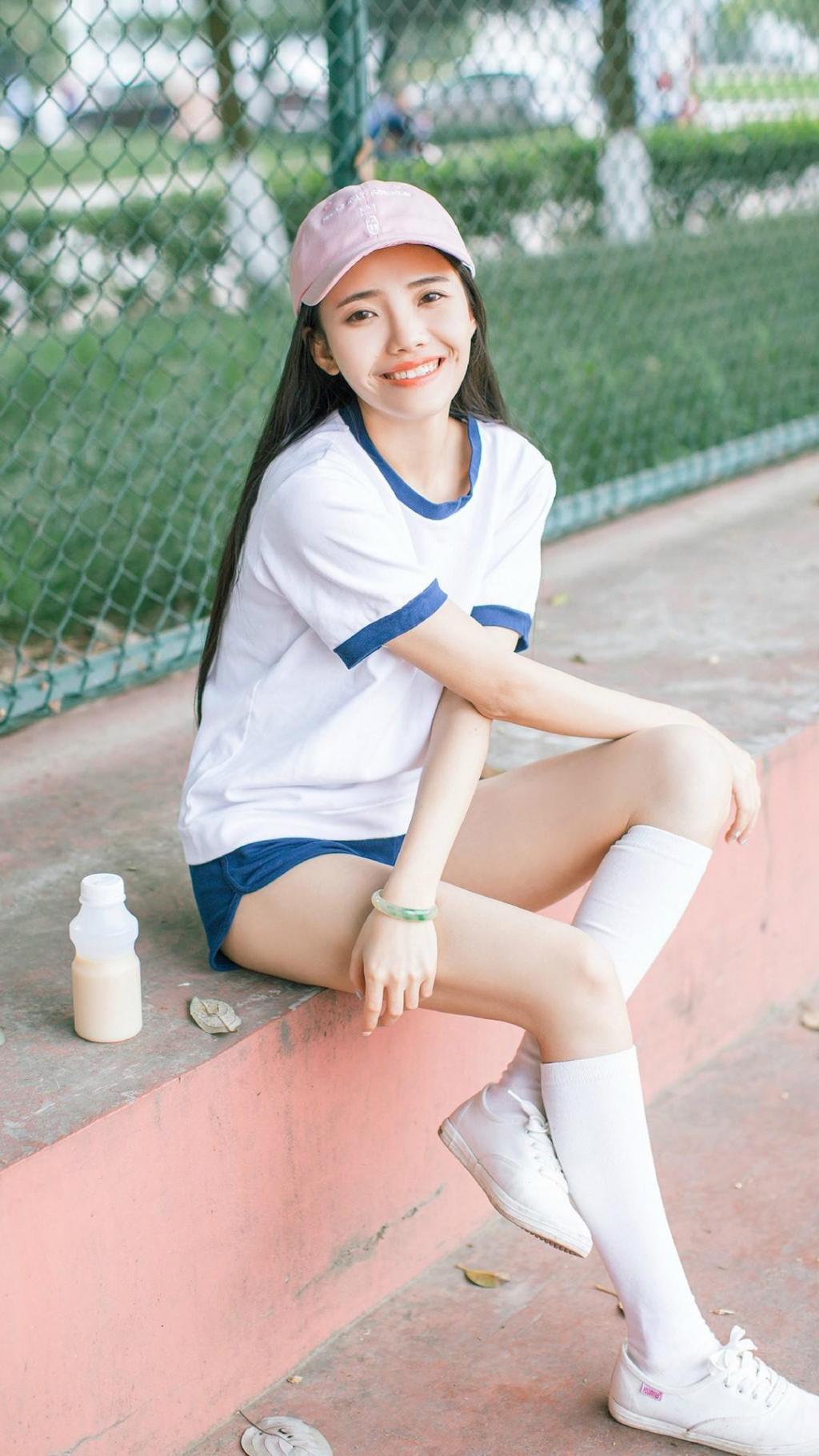 体操服美女校园写真安卓壁纸