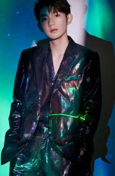 王源时尚魅力帅气写真-1