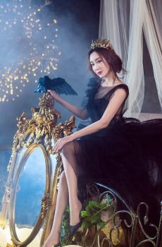 气质美女杜若溪唯美双面天使写真-2