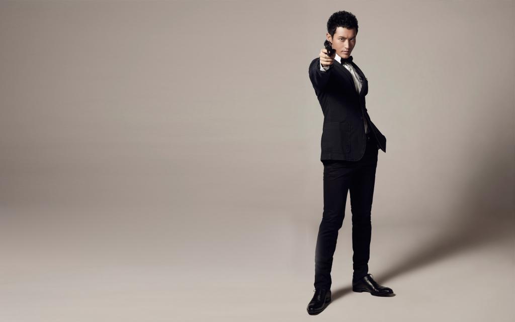 英俊潇洒的黄晓明