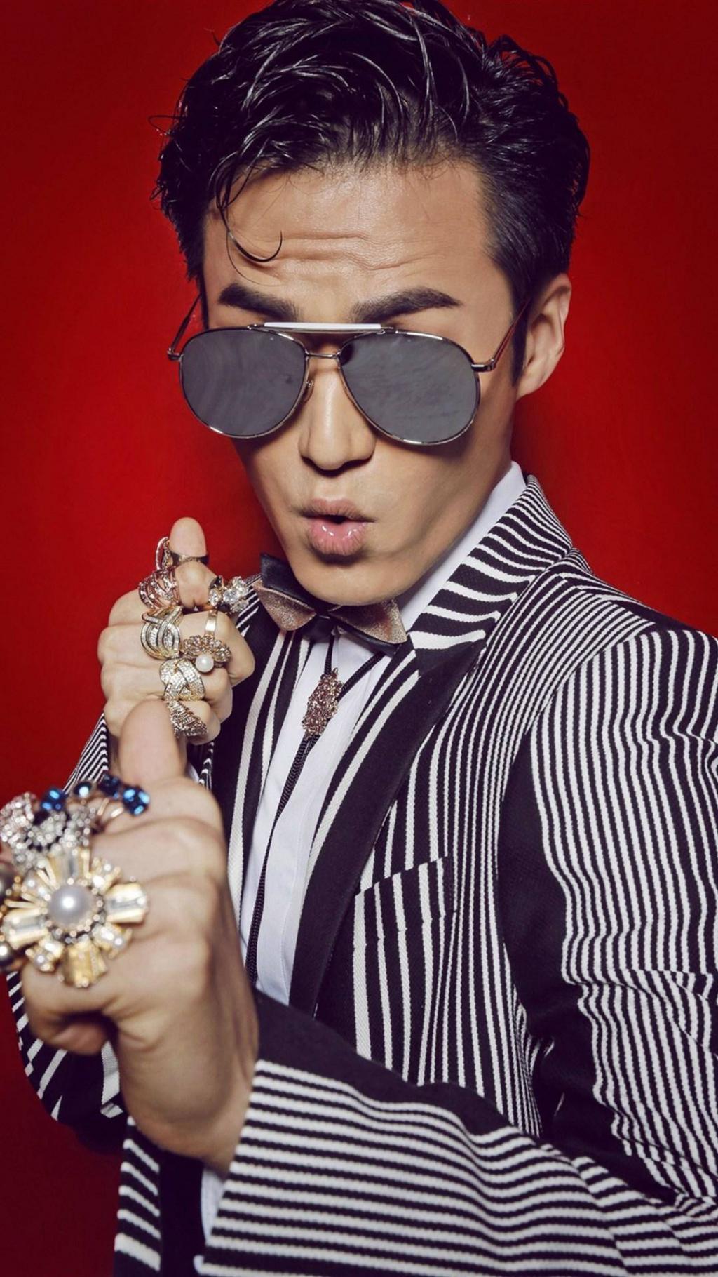 型男茅子俊写真手机锁屏