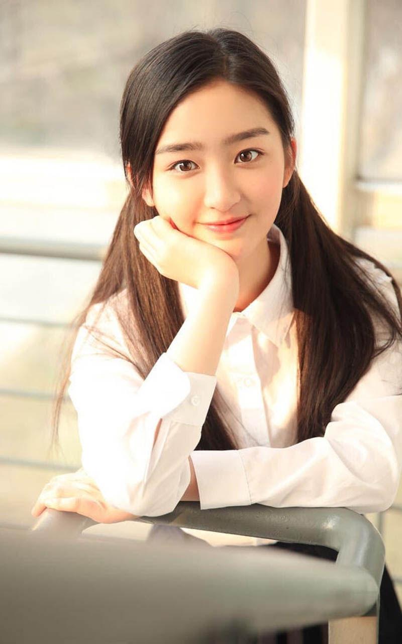 邓恩熙清纯可爱写真