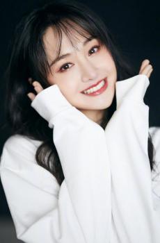 青春甜美白嫩女神郑爽俏皮可爱写真-4