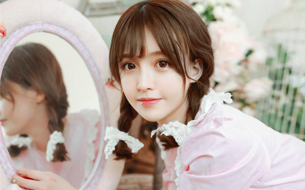 粉色唯美清纯美女