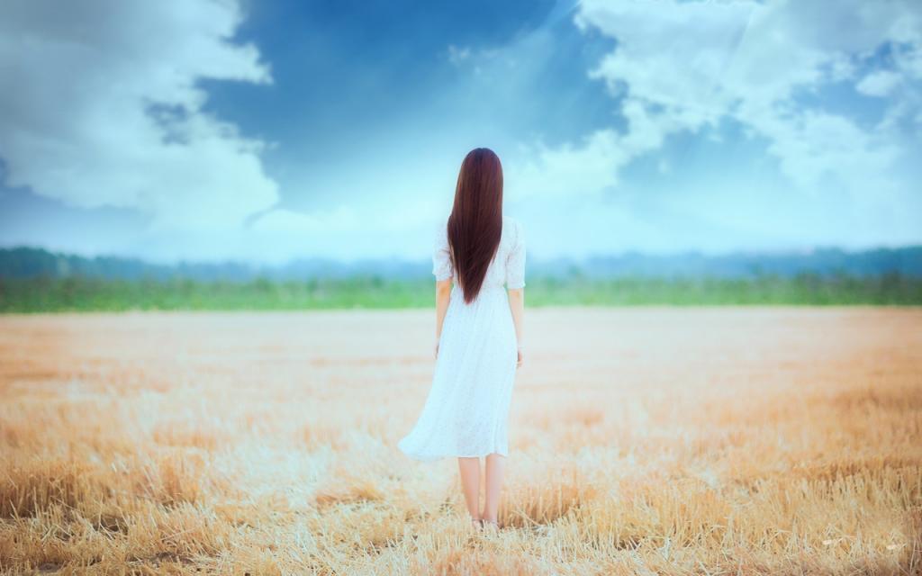 长裙美女田园高清唯美写真