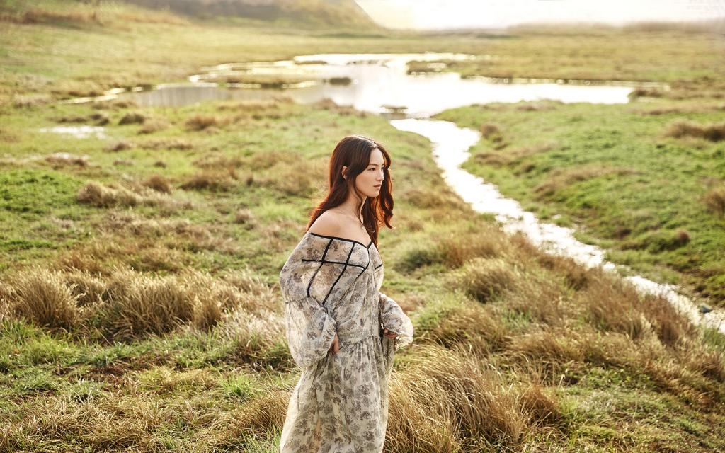 武大美女校花黄灿灿