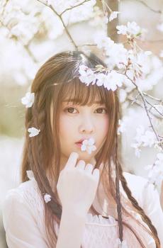 亲近自然的女孩-1