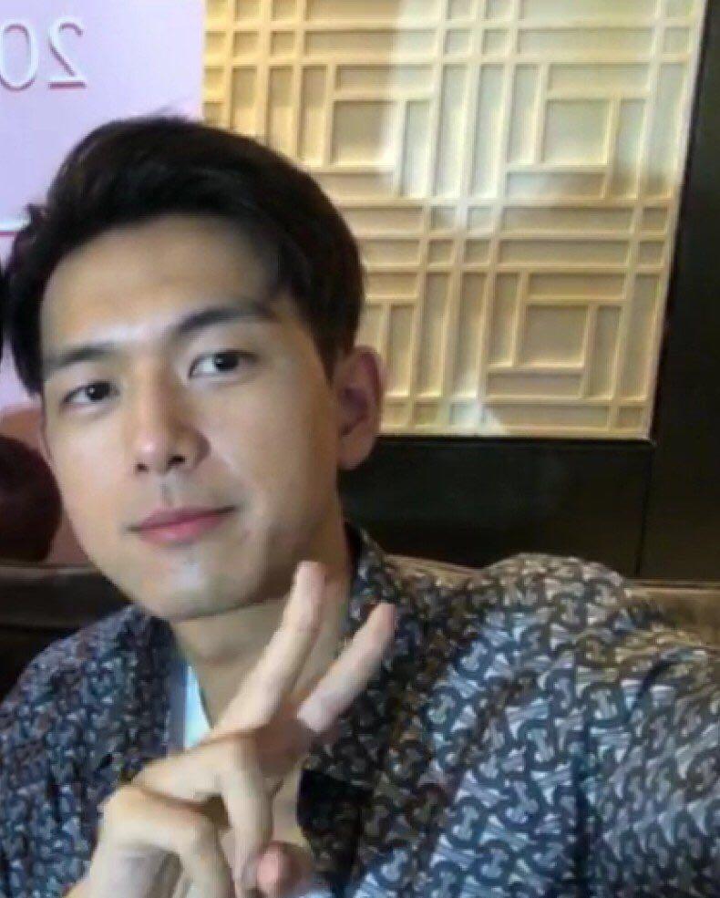 暖心的阳光男孩李现