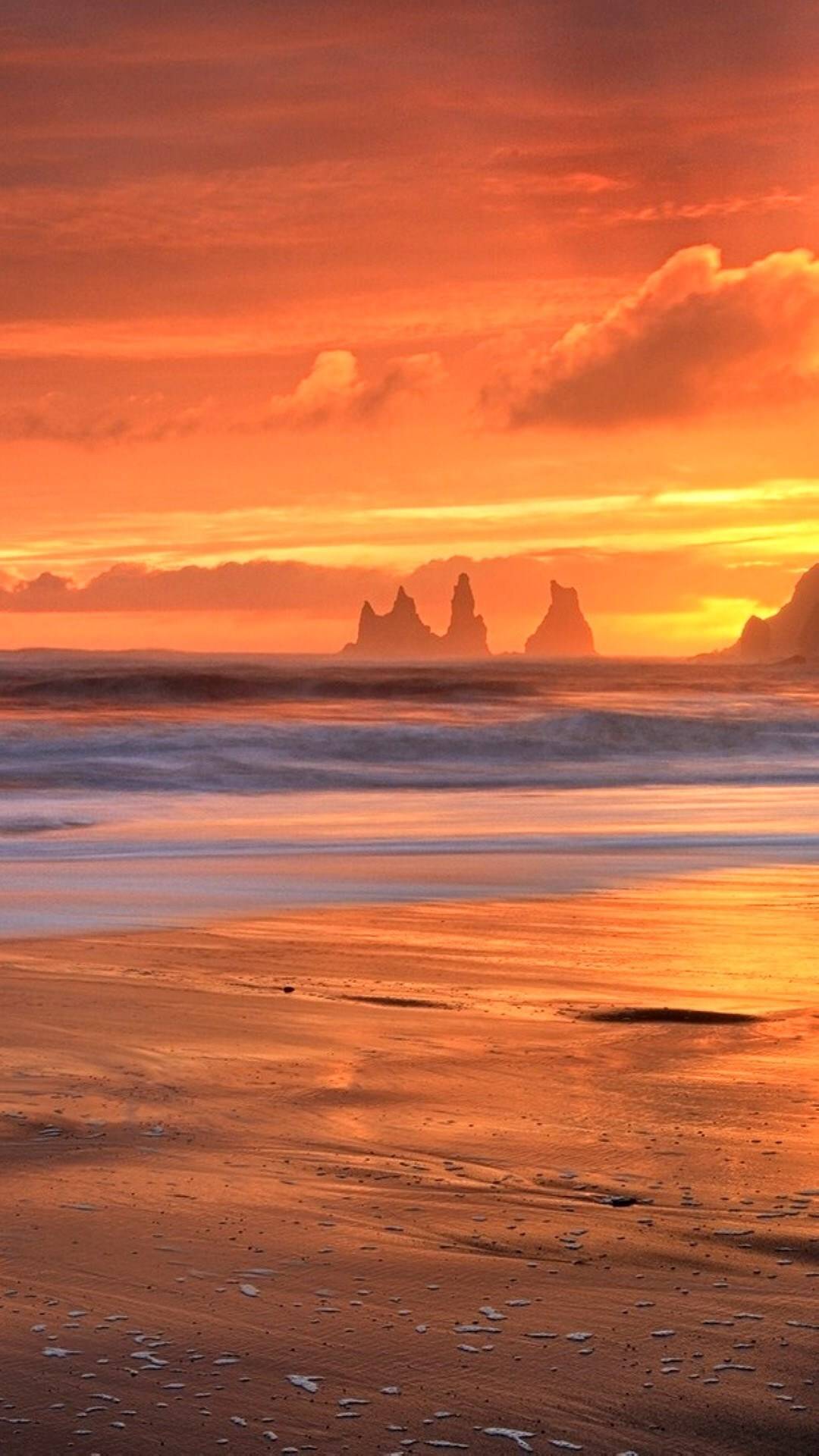 > || 更新时间:2017-10-25 颜色分 黑色 关键词:  黄昏 夕阳 唯美风景