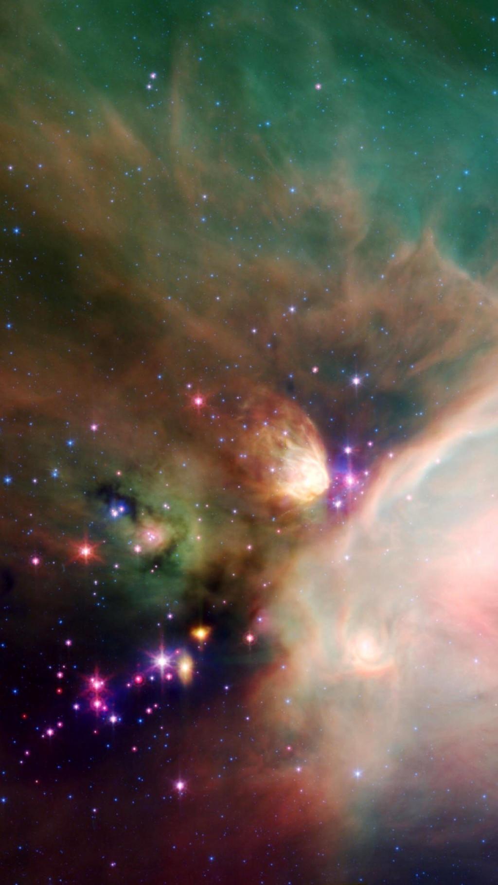 外太空美轮美奂星云