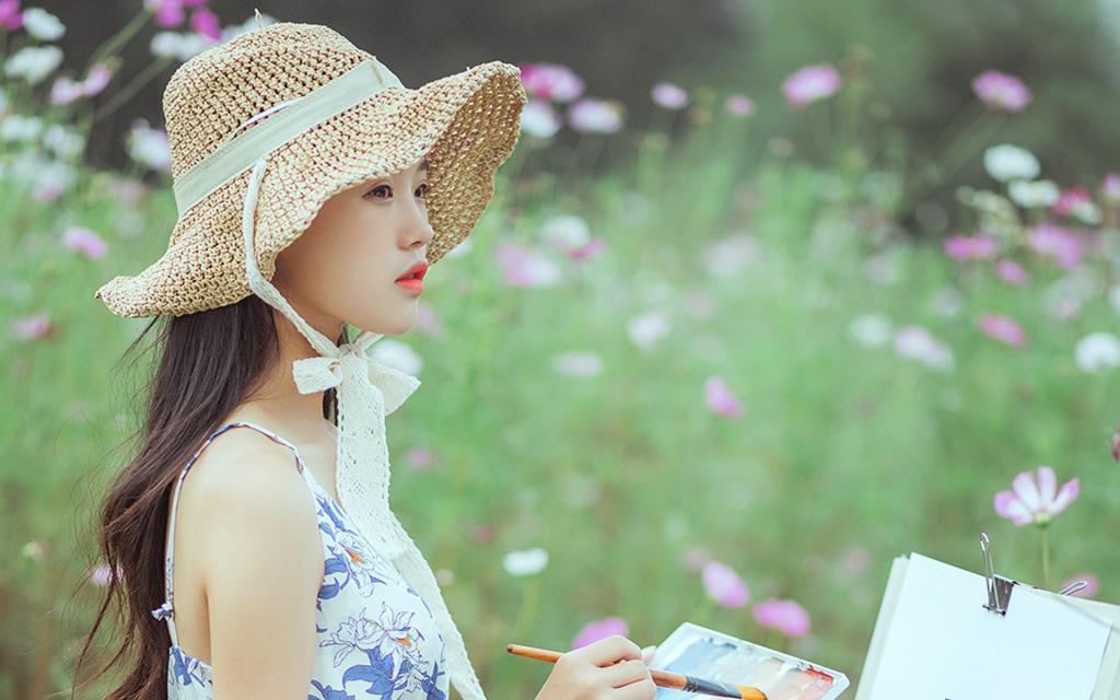 戴草帽的文艺美女写真