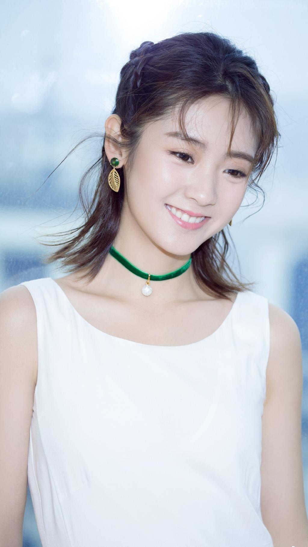 邢菲清新甜美写真