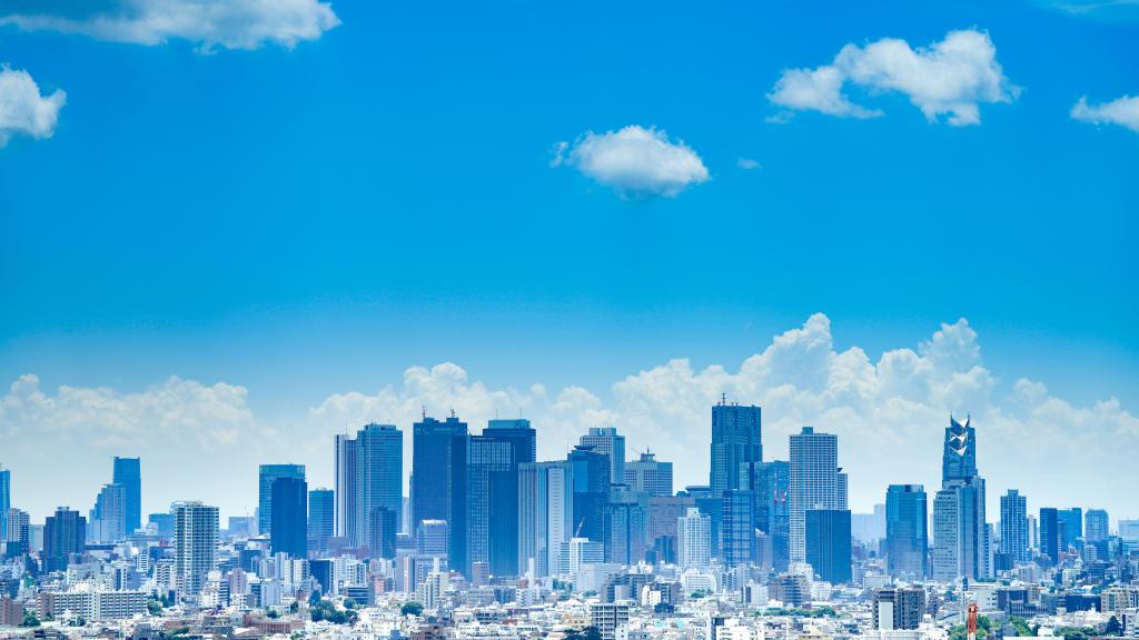 都市建筑的白天与黑夜