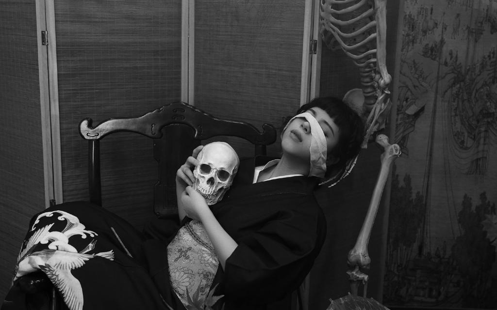 暗黑系和服美女