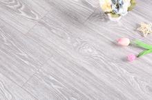 淡雅花草木地板