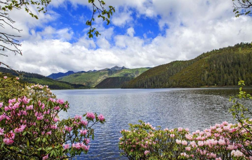 云南香格里拉美景