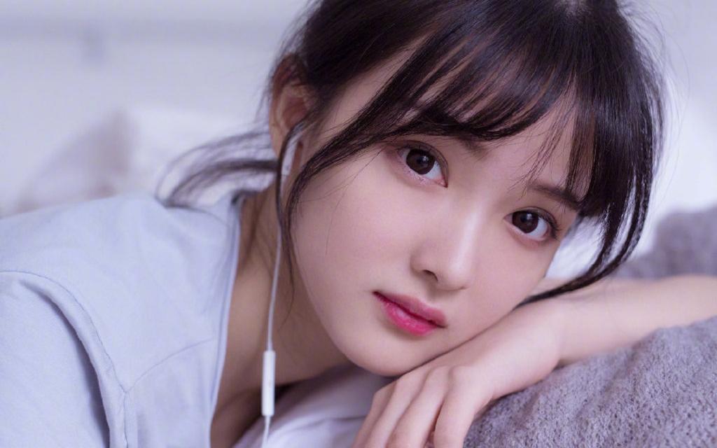 清纯元气美女居家写真