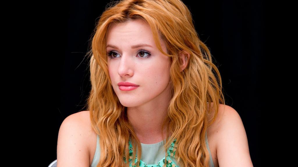 美女明星贝拉索恩