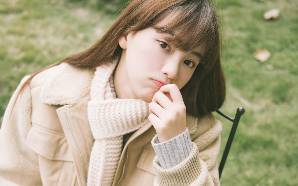 武大美女校花黄灿灿