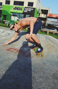 运动男神帅气写真-2