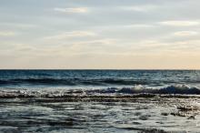 一望无垠的蓝色大海