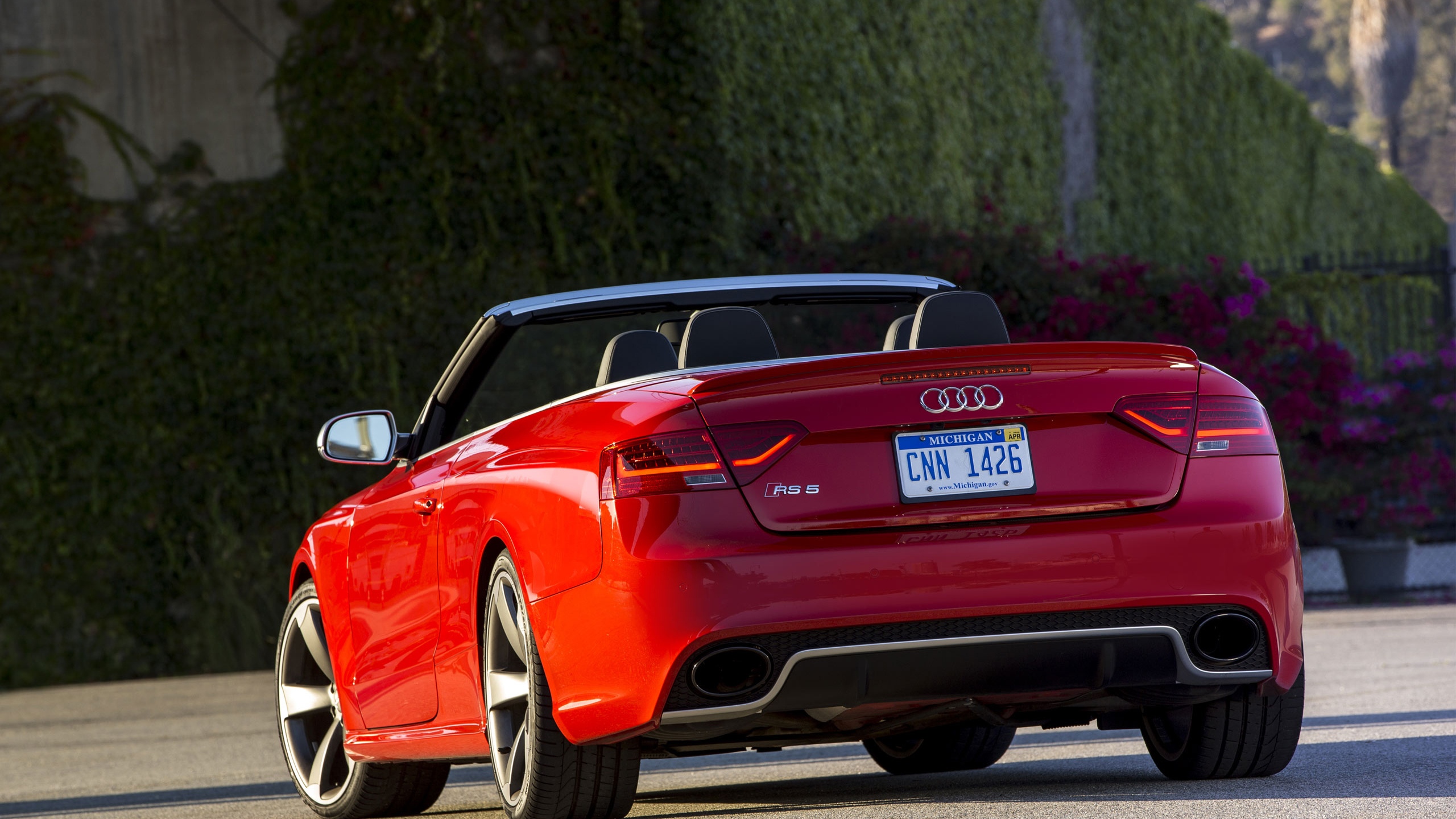 2014款奥迪rs5敞篷跑车