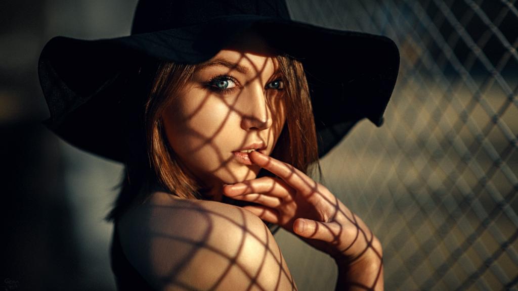 少女西西性感艺术图片