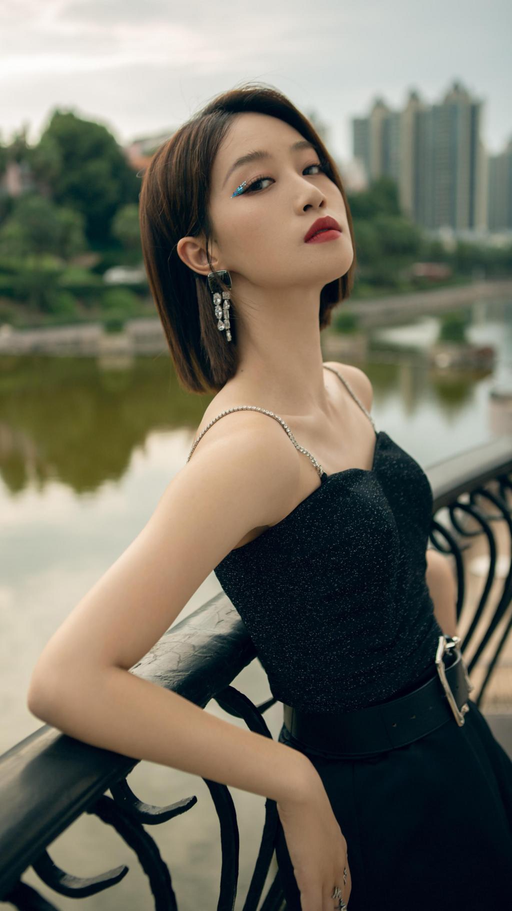 蓝盈莹成熟性感魅力写真