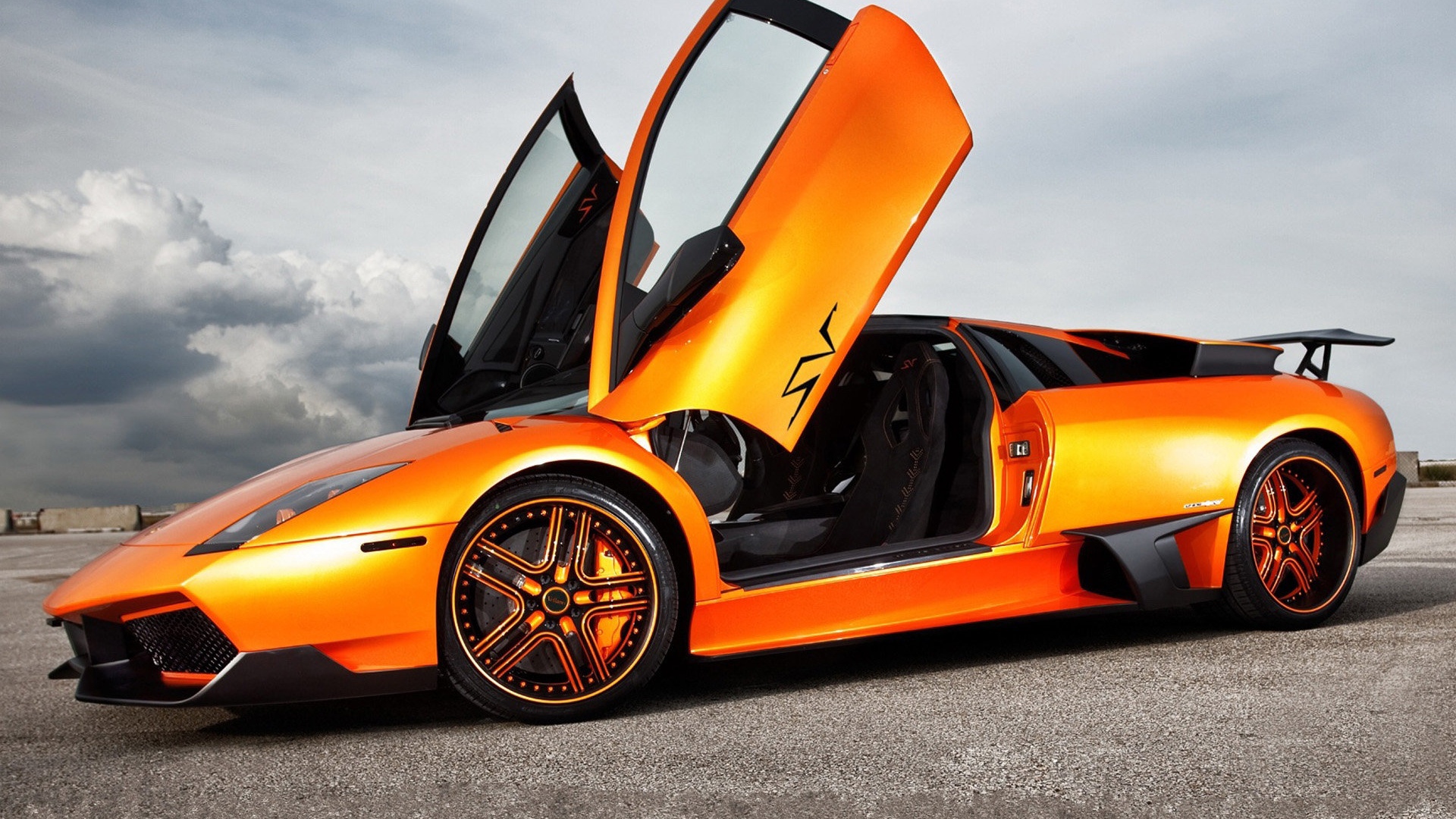 帅气lamborghini sv经典跑车