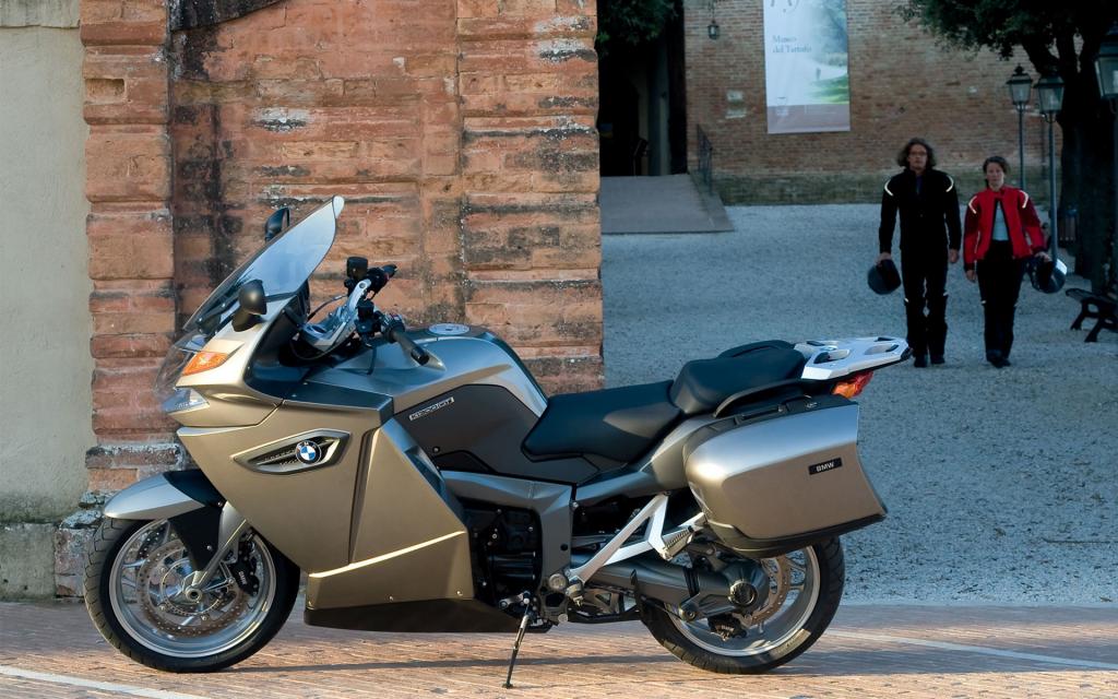 宝马 K 1300 GT摩托车