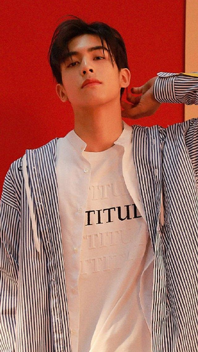 小鲜肉宋威龙阳光时尚写真