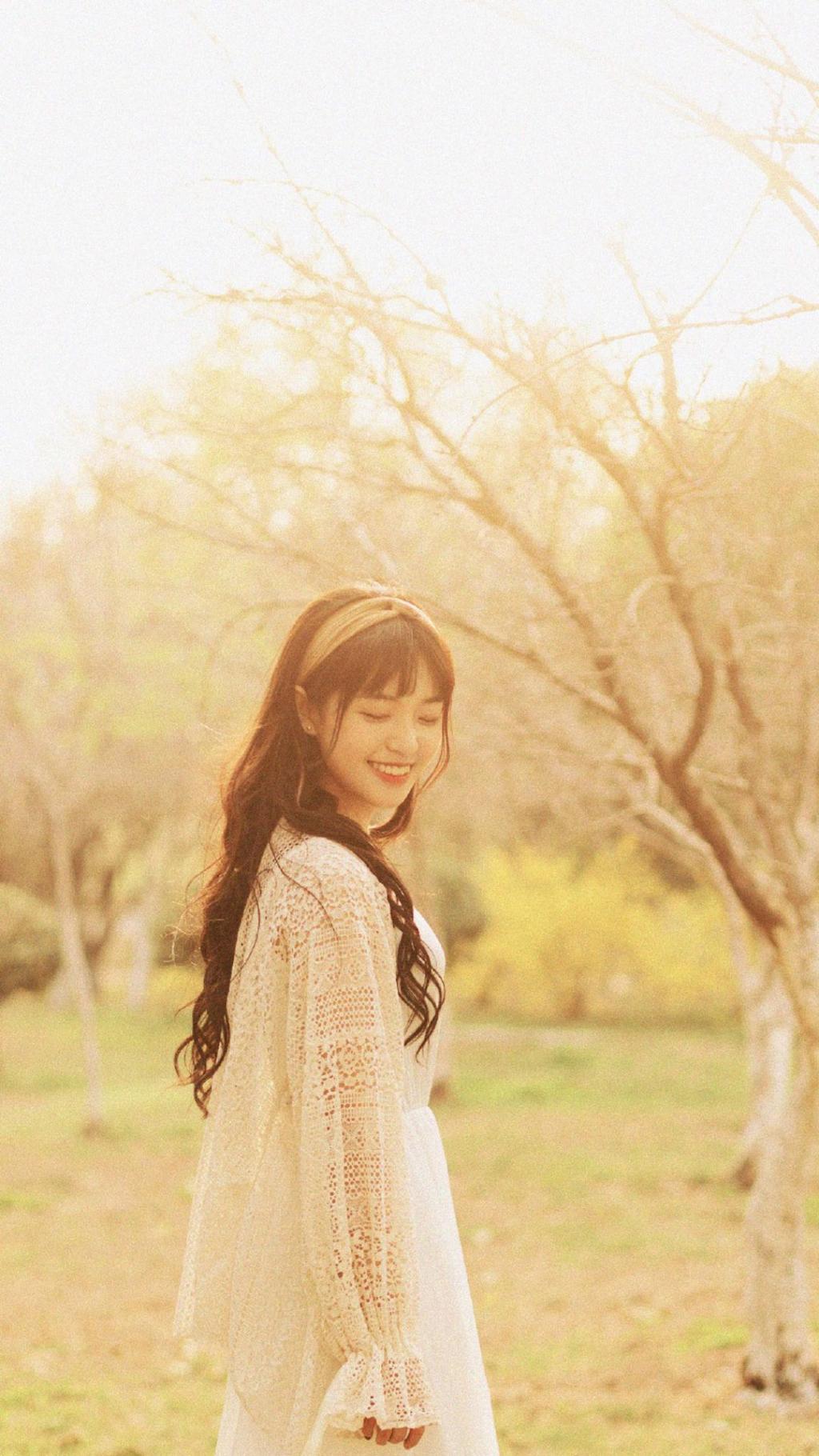 清新美女养眼户外写真