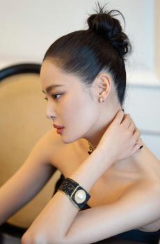 辛芷蕾性感优雅迷人写真-5