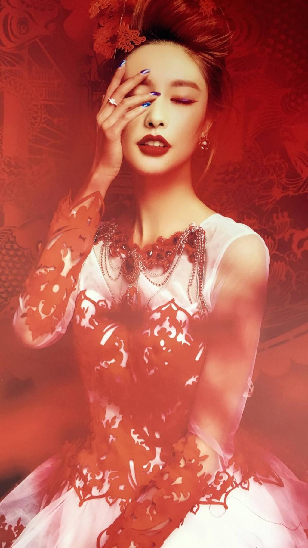 陈思诚出轨女主齐琦写真