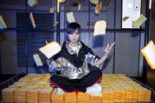 李宇春创意活动写真图片