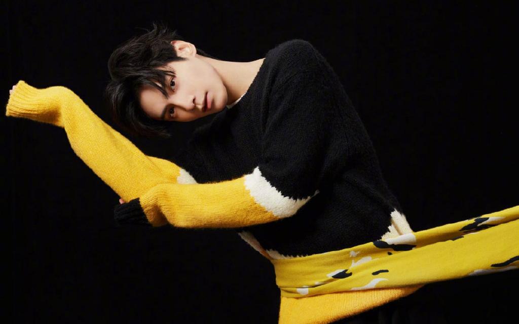 罗云熙潇洒帅气摩登时尚写真大片