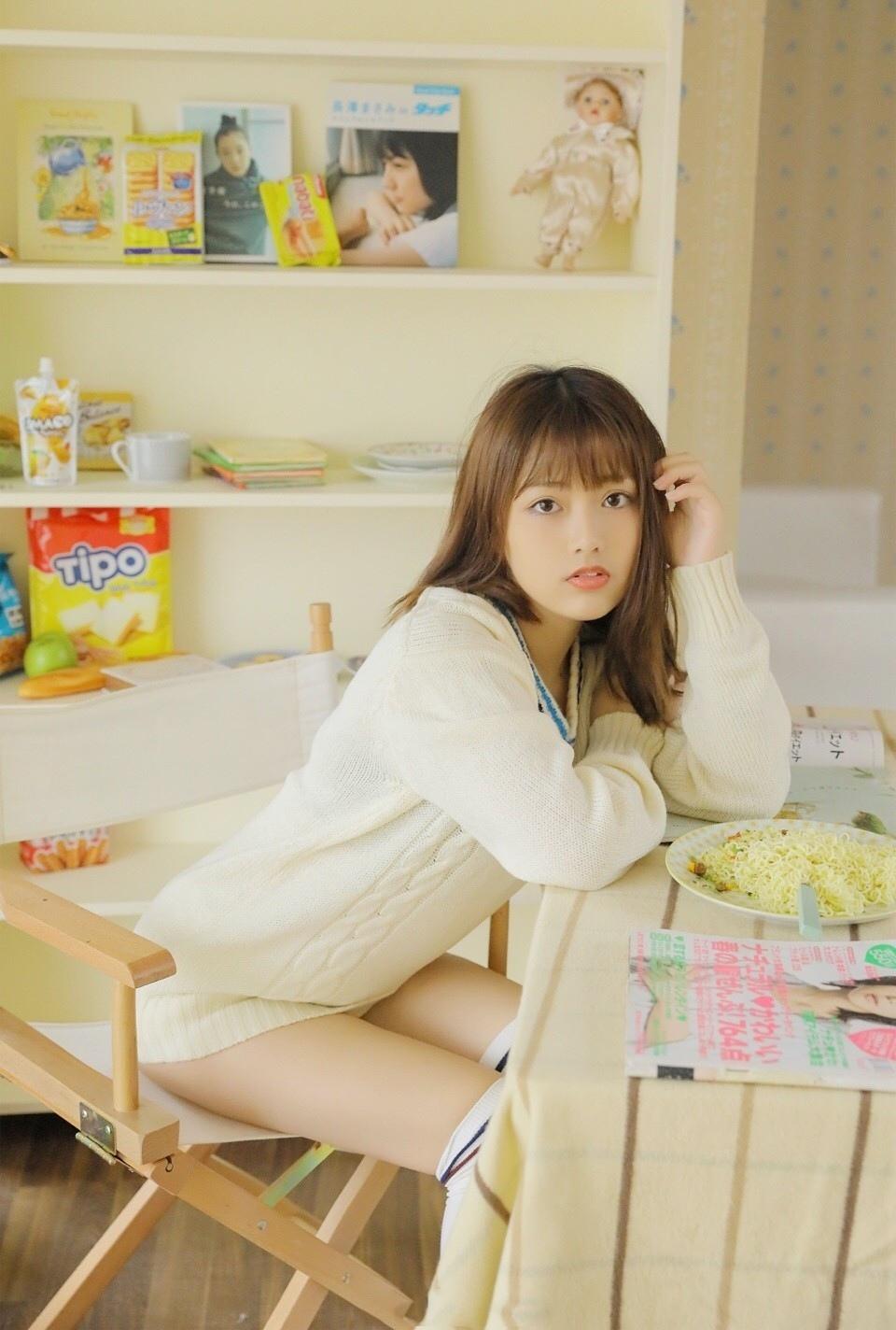 温婉文艺美女私房写真