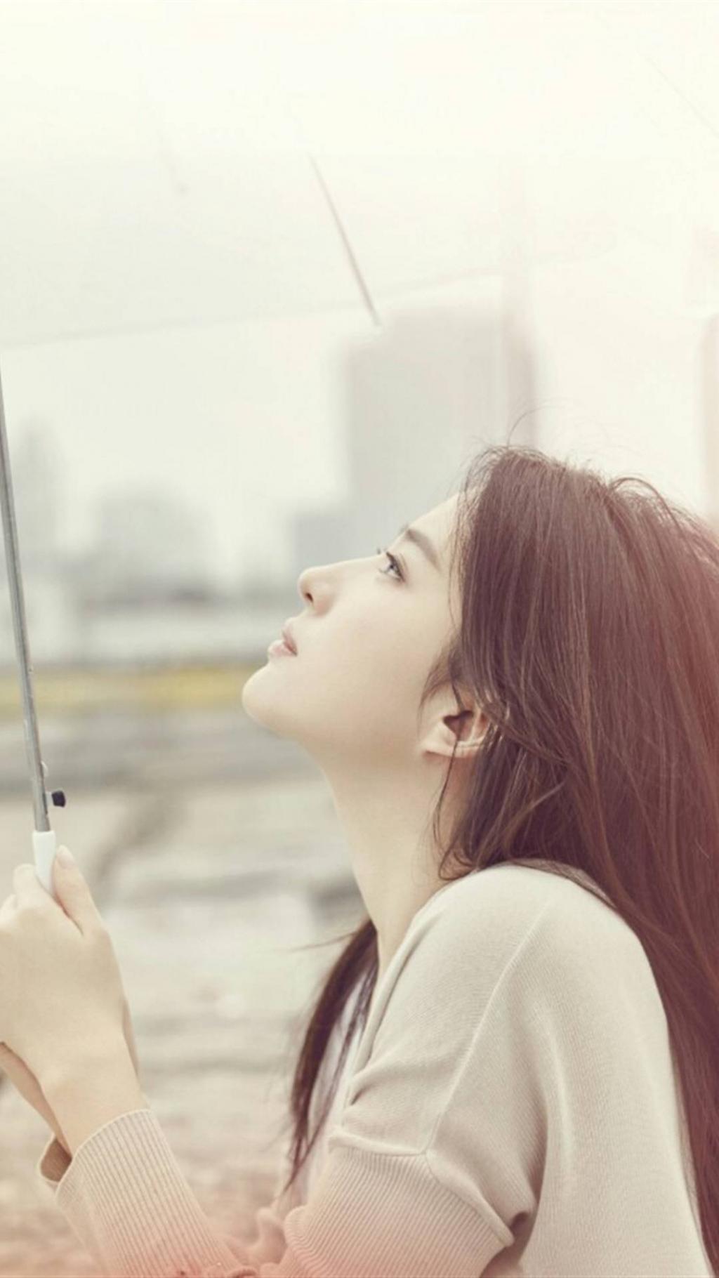 刘亦菲知性优雅写真