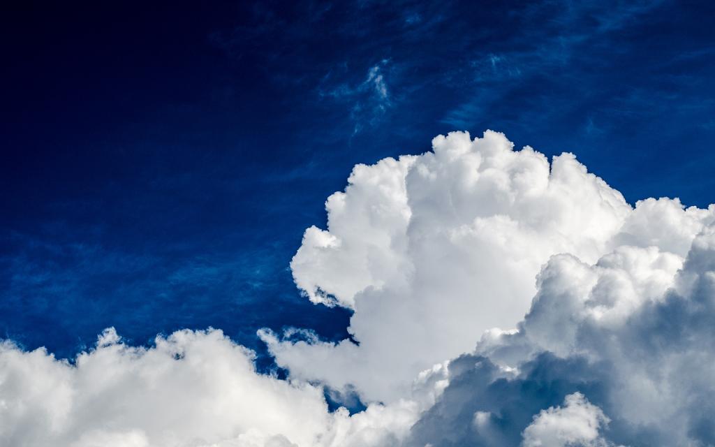 蓝天白云高清图片