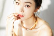 气质非凡宋轶时尚龙须丸子头造型