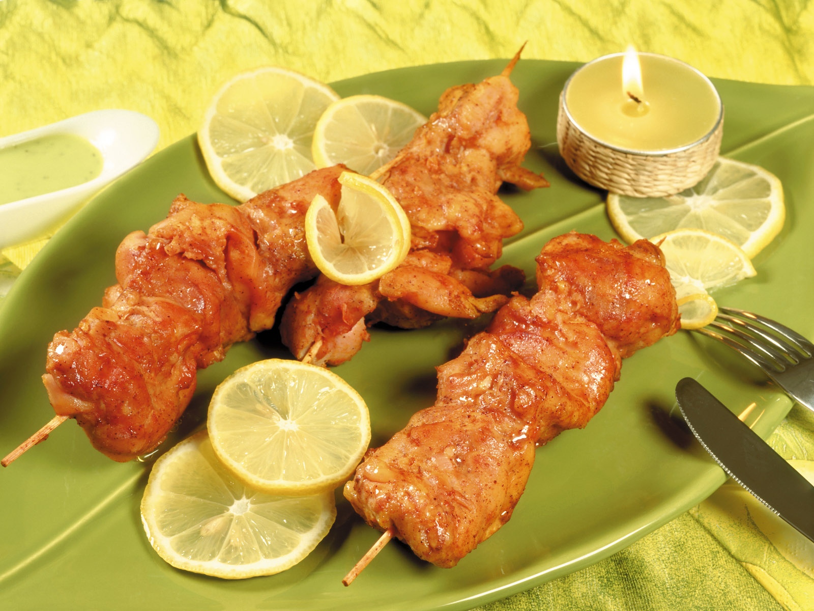 > || 更新时间:2018-08-09 颜色分 粉色 关键词:  烧烤 美食 花样多