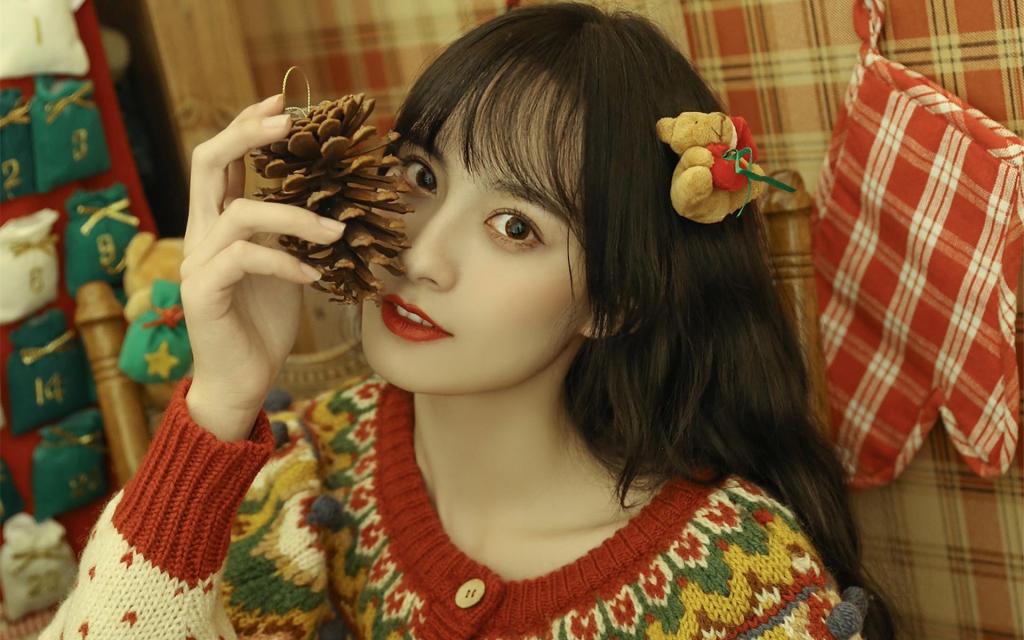 圣诞节气质美女甜美写真