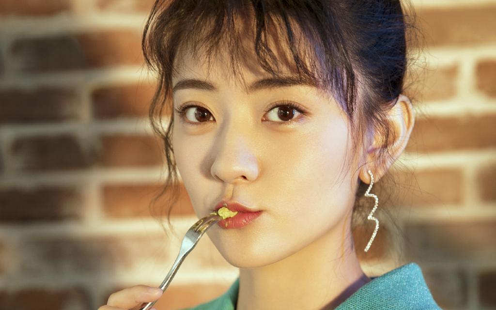 梁洁可爱俏皮写真