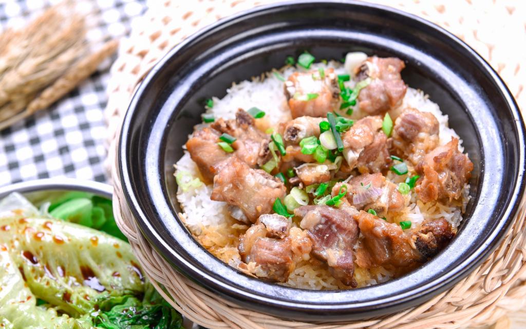 粤菜系煲仔饭