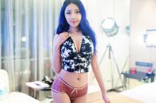 平机模特松果儿推女郎