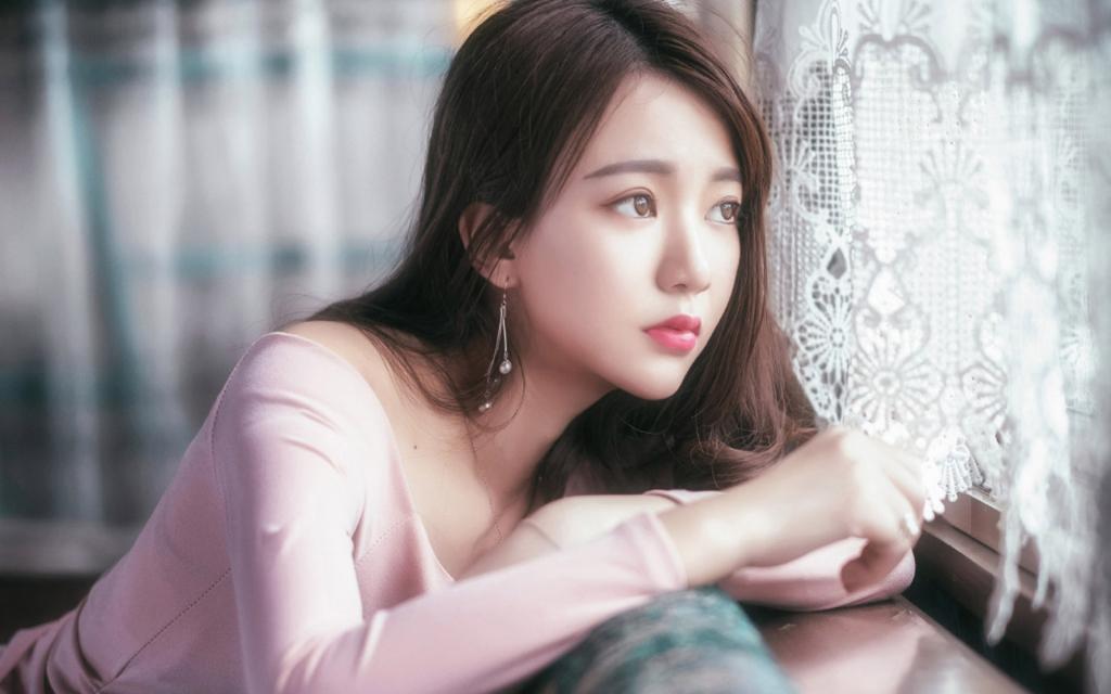 唯美性感火车美女