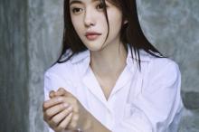 女星蔡文静迷人写真