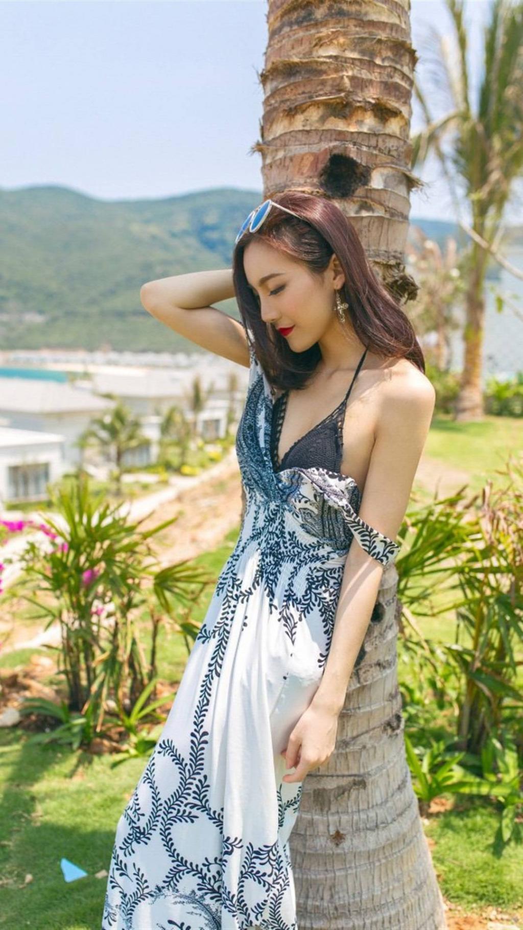 长裙风情美女旅拍