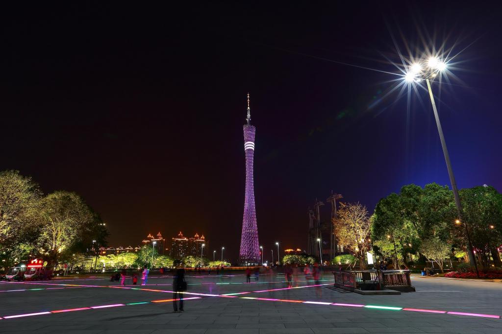 广州花城广场夜景