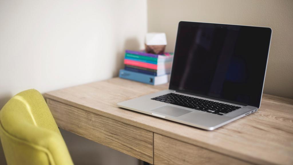 笔记本电脑图片